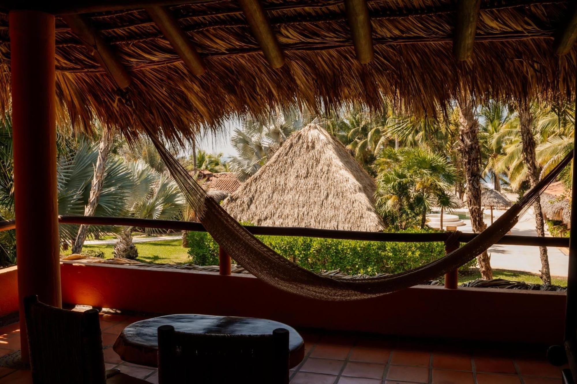 Puertas Paraiso Hotel Boutique زيهواتانيجو المظهر الخارجي الصورة